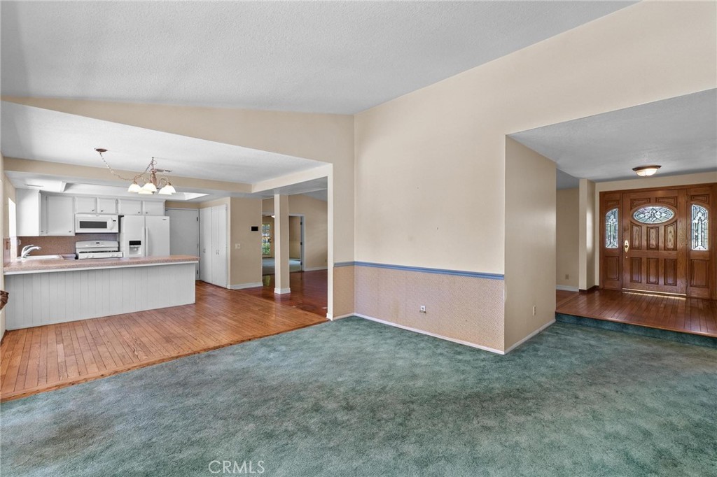 13195 Serape Court Property Photo 6