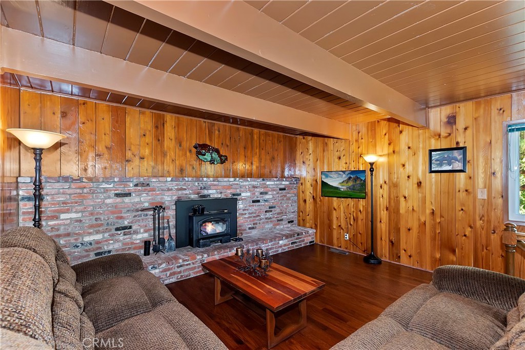 26661 Lake Forest Property Photo 4