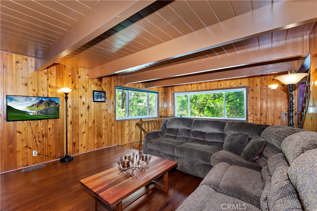 26661 Lake Forest Property Photo 5