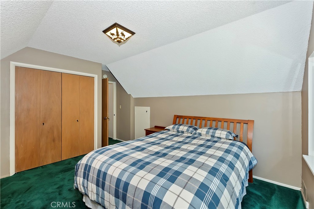 26661 Lake Forest Property Photo 10