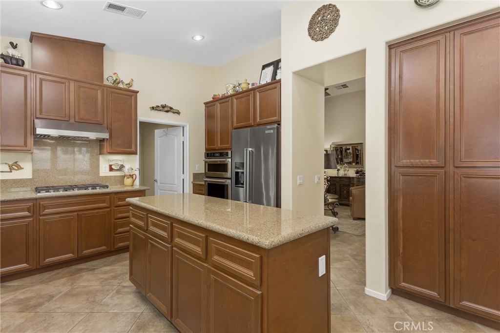 1686 Piper Creek Property Photo 10