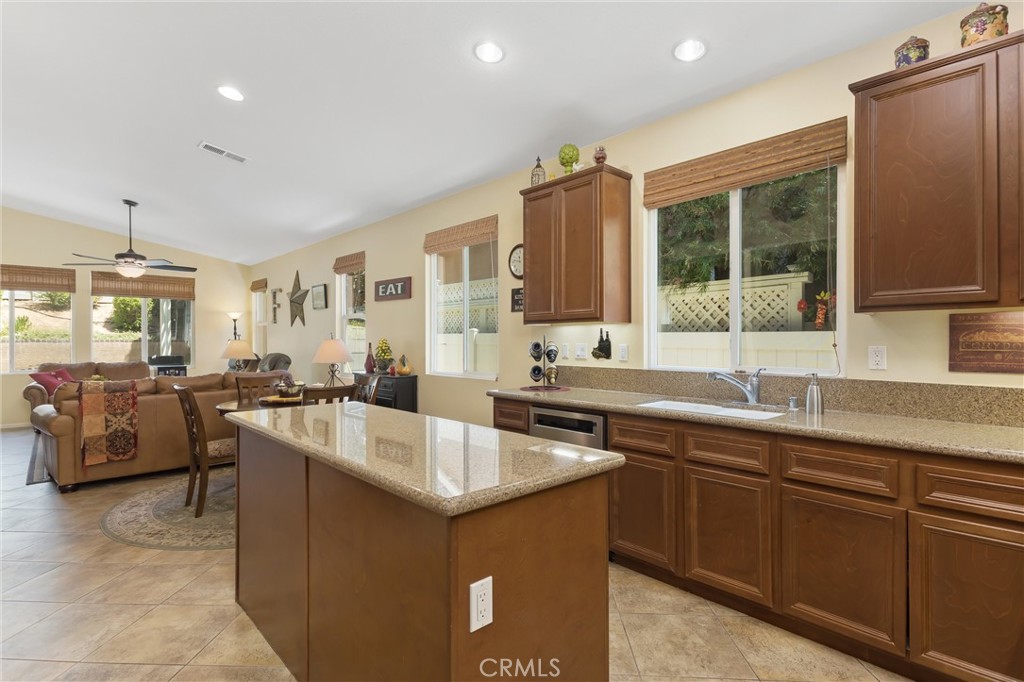 1686 Piper Creek Property Photo 15