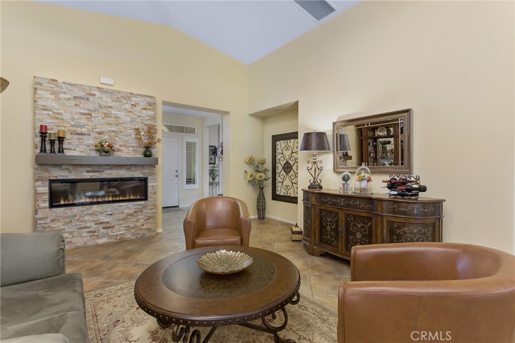1686 Piper Creek Property Photo 18