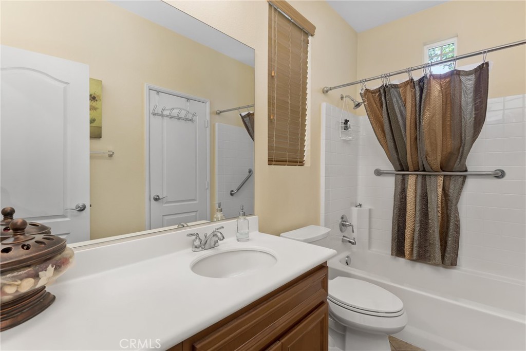 1686 Piper Creek Property Photo 20