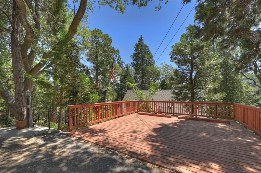 363 Castle Gate Property Photo 4