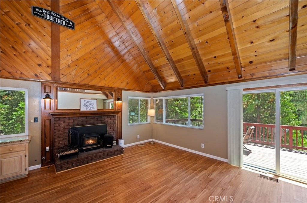 363 Castle Gate Property Photo 6