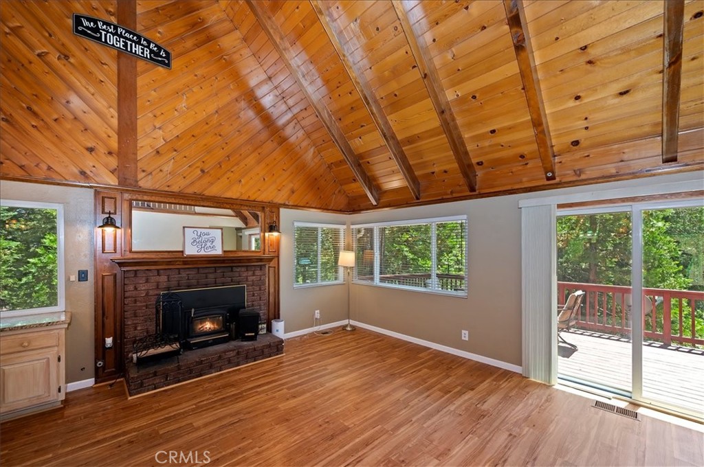 363 Castle Gate Property Photo 7