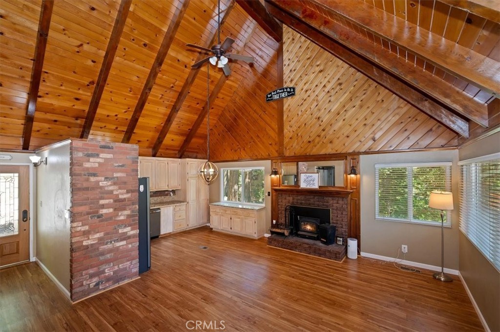 363 Castle Gate Property Photo 8