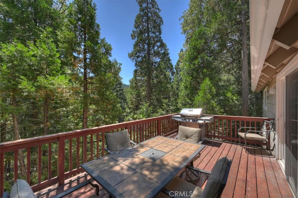 363 Castle Gate Property Photo 15