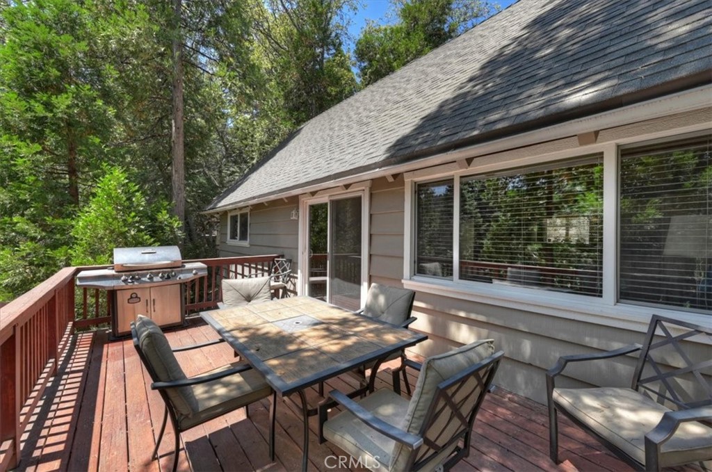 363 Castle Gate Property Photo 16