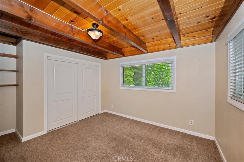 363 Castle Gate Property Photo 19