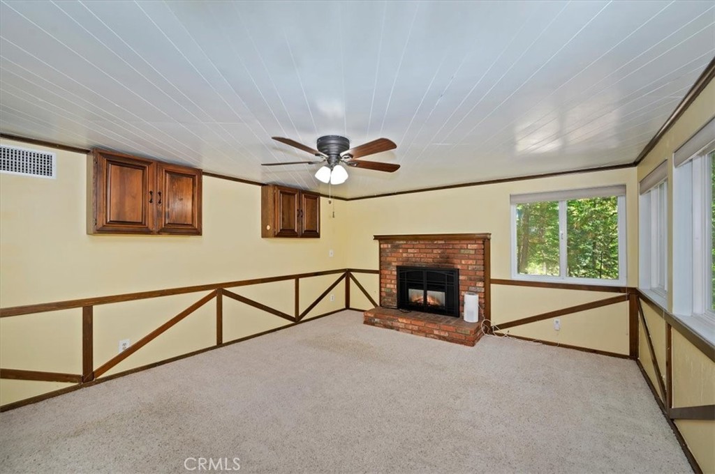 363 Castle Gate Property Photo 27