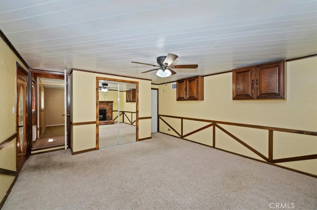 363 Castle Gate Property Photo 29