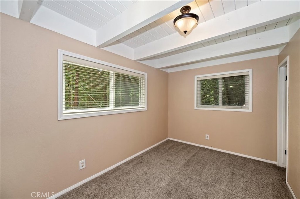 363 Castle Gate Property Photo 30