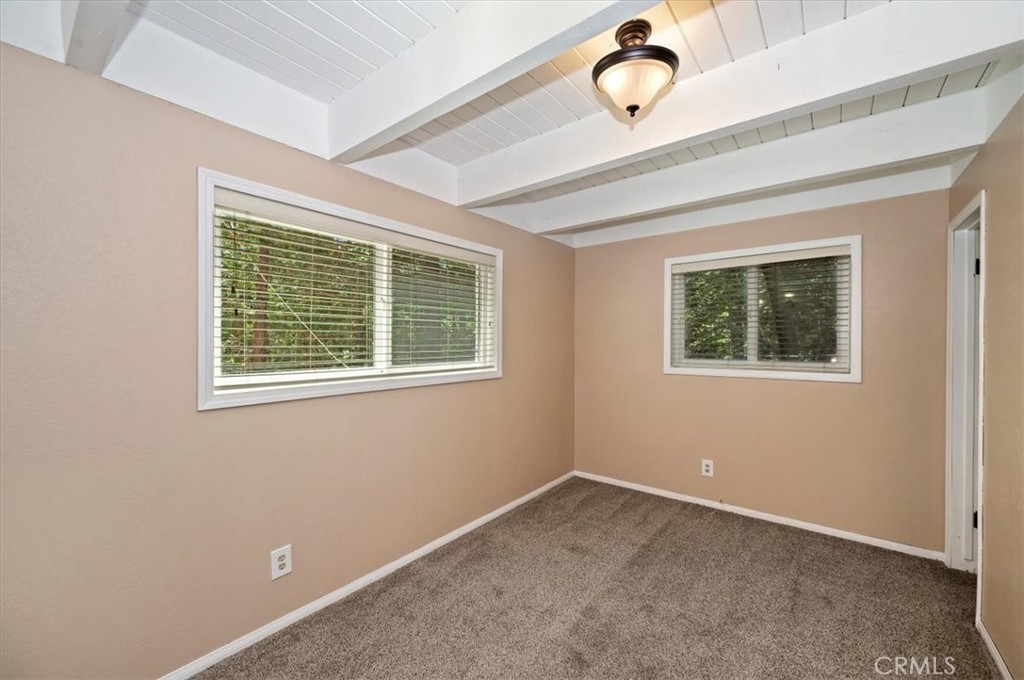 363 Castle Gate Property Photo 30