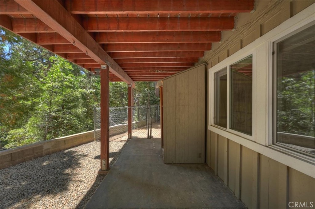 363 Castle Gate Property Photo 34