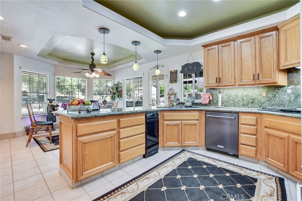 10389 Walnut Grove Court Property Photo 16