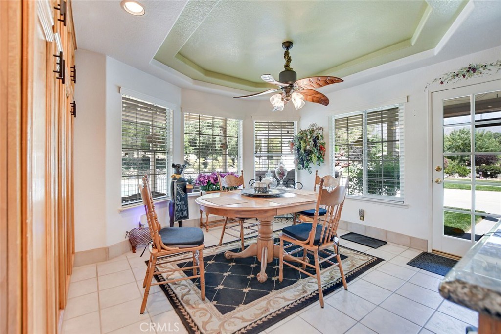 10389 Walnut Grove Court Property Photo 17