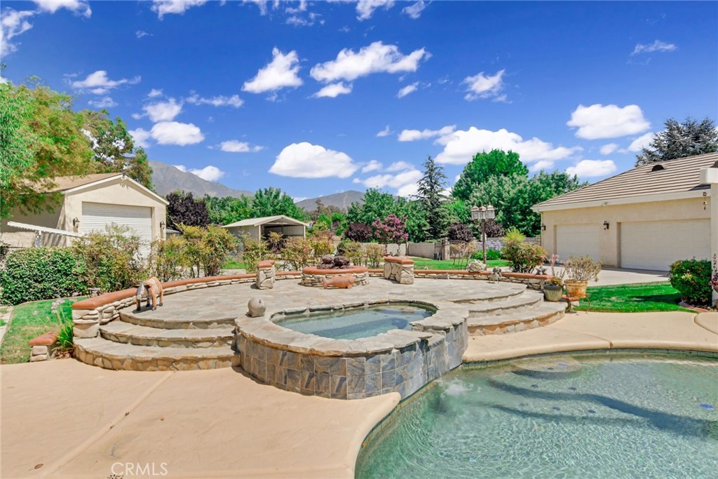 10389 Walnut Grove Court Property Photo 36