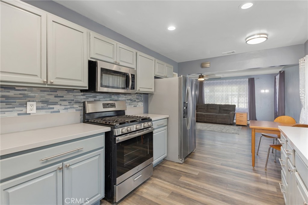 27143 Norwood Property Photo 10