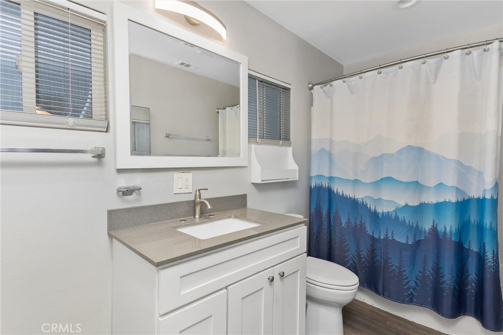 27143 Norwood Property Photo 17