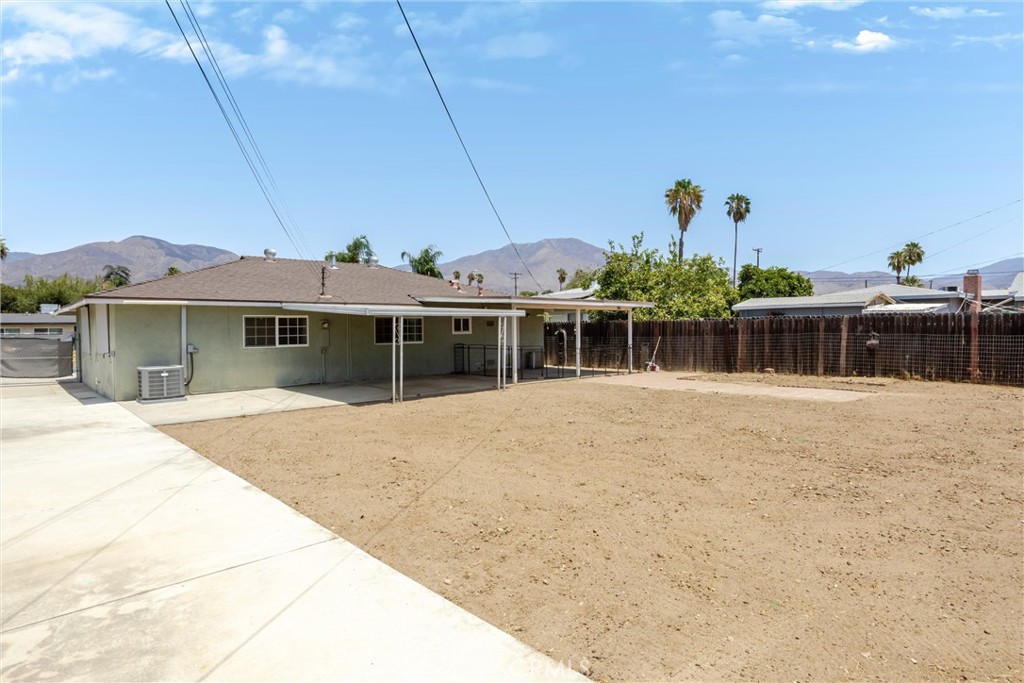 27143 Norwood Property Photo 19