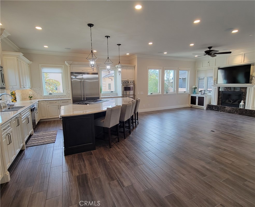 352 Hazel Drive Property Photo 5