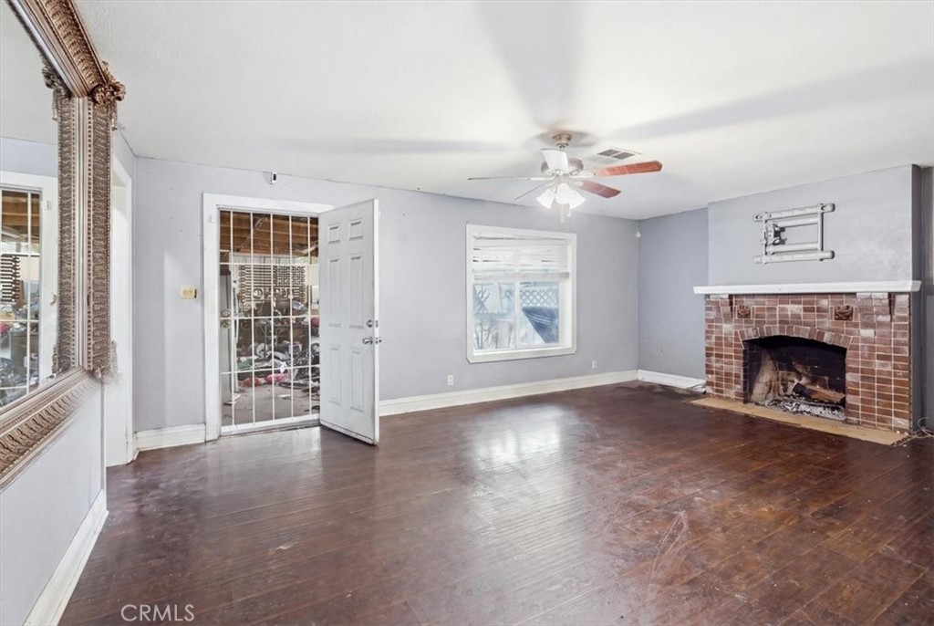 1707 N Arrowhead Property Photo 6