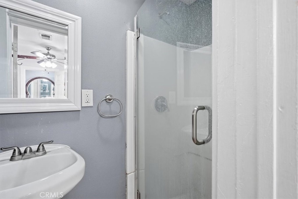 1707 N Arrowhead Property Photo 16