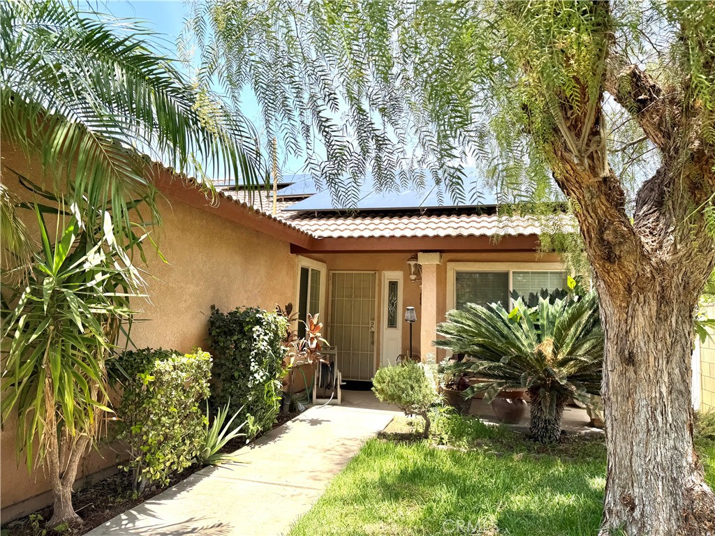 15184 Macadamia Court Property Photo 4