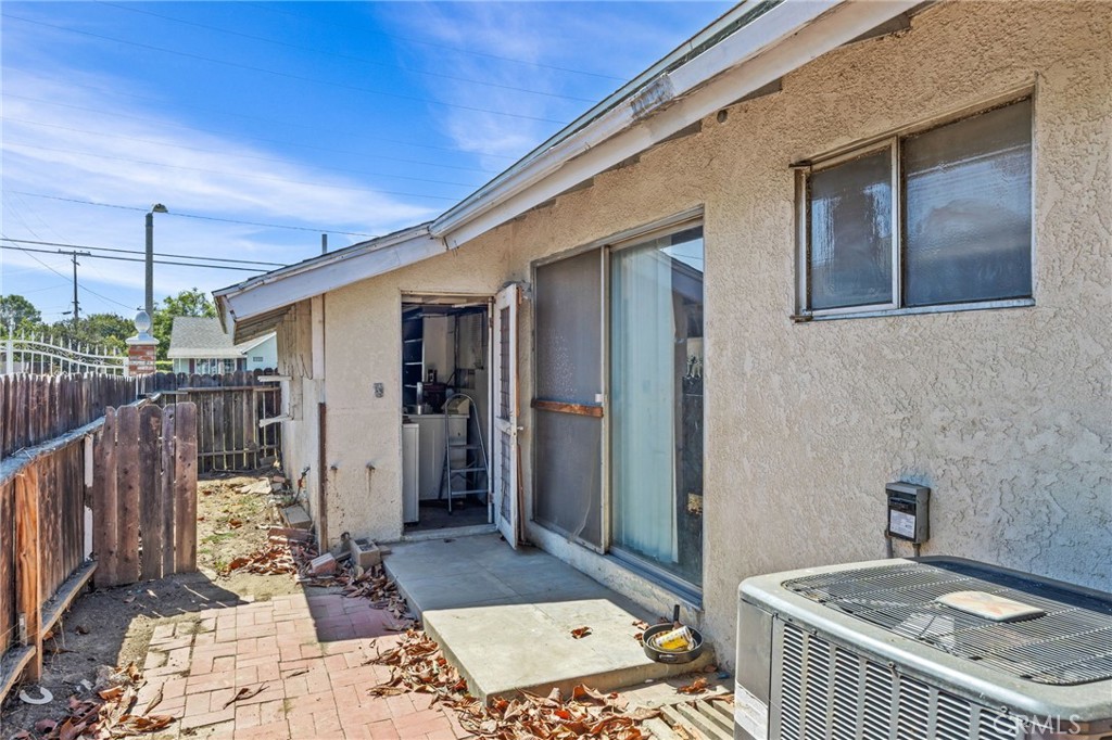 8811 California Property Photo 33
