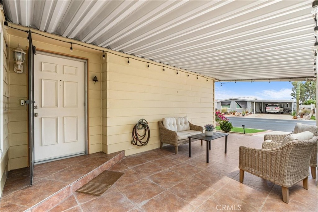 38545 E Desert Greens E Property Photo 5