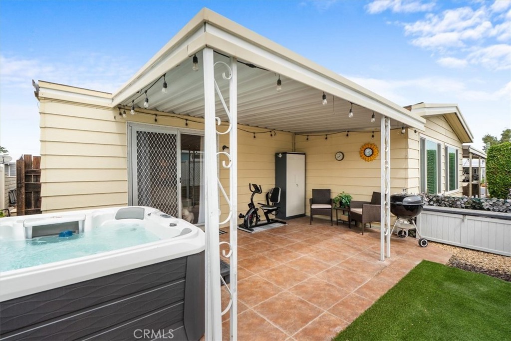 38545 E Desert Greens E Property Photo 27