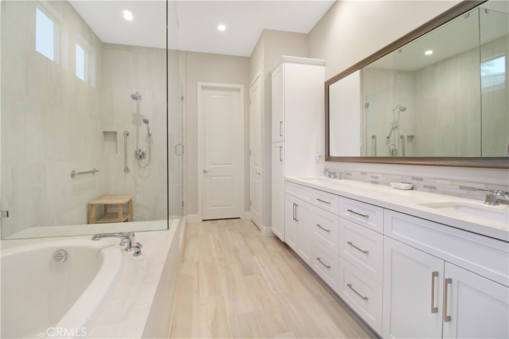 51890 Sawtooth Court Property Photo 19