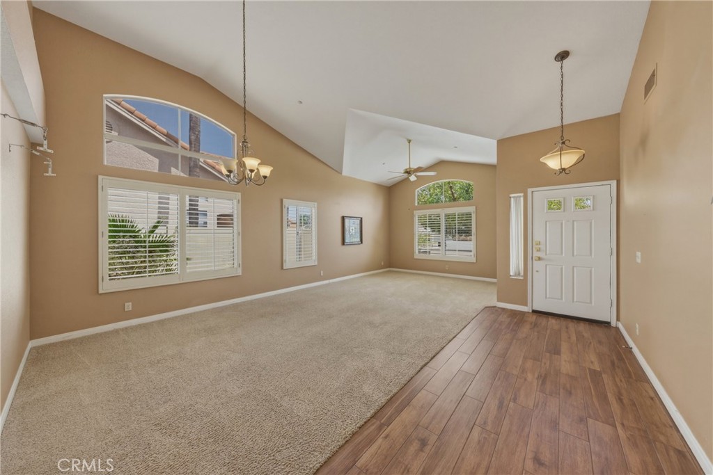 28346 Saffron Avenue Property Photo 6
