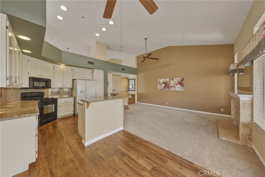 28346 Saffron Avenue Property Photo 9