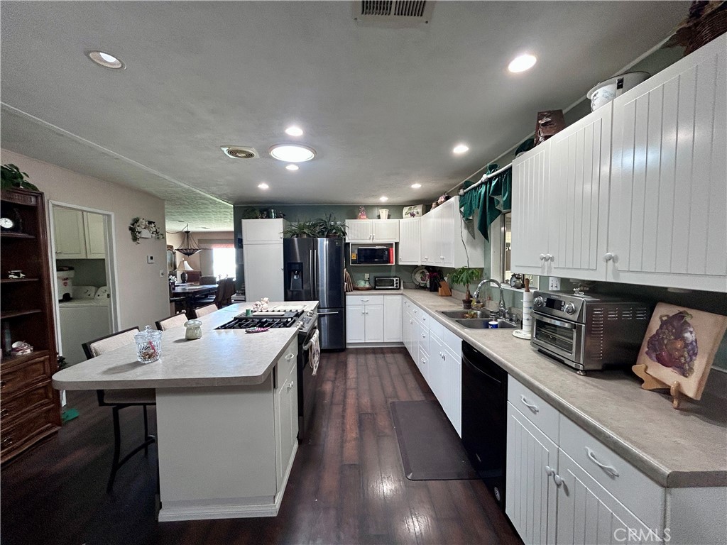 15500 Bubbling Wells Road 311 Property Photo 8