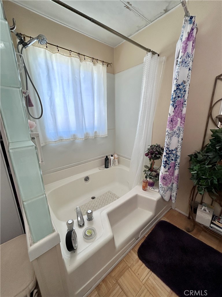 15500 Bubbling Wells Road 311 Property Photo 22