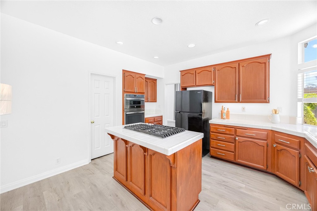 476 Somerset Cir Property Photo 18