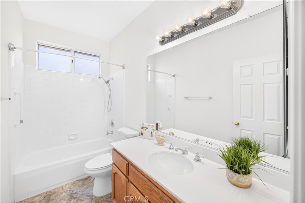 476 Somerset Cir Property Photo 31