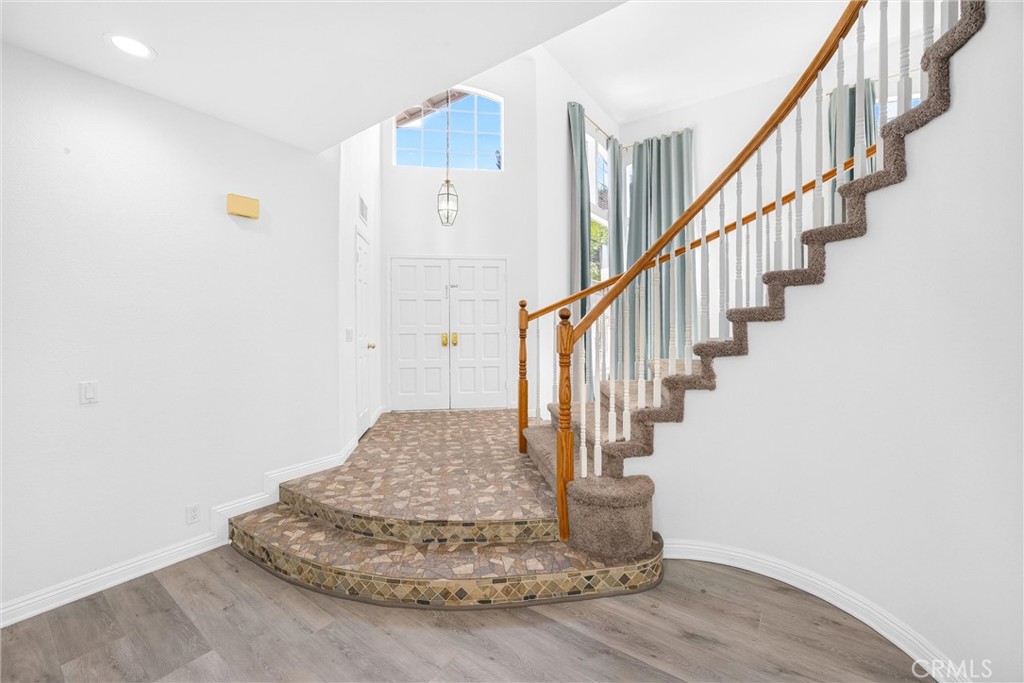 476 Somerset Cir Property Photo 33