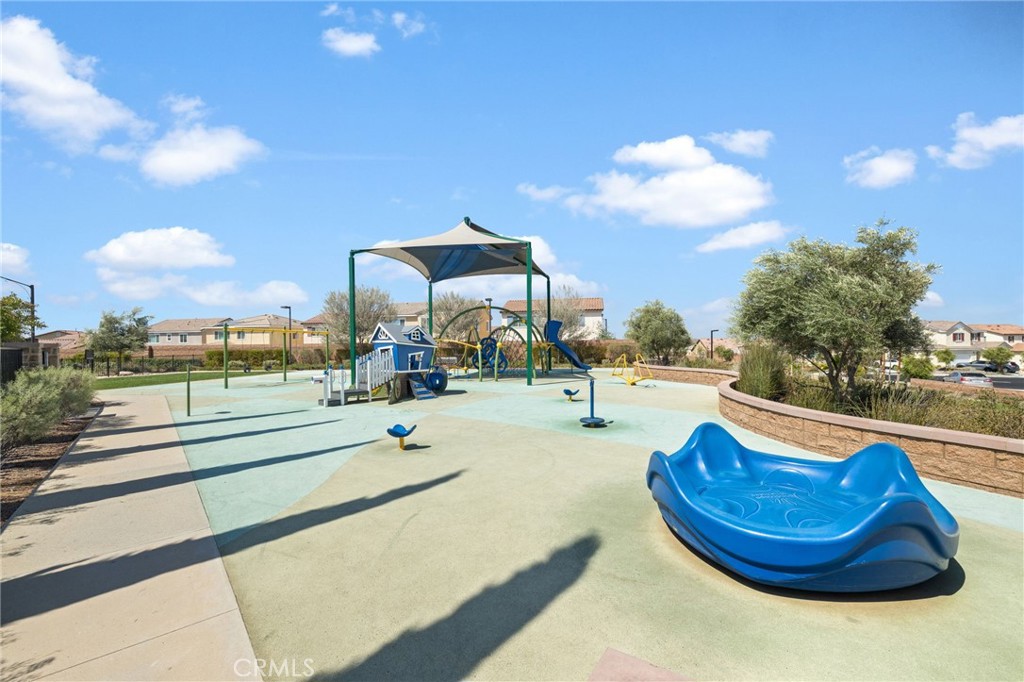 14098 Hera Property Photo 20