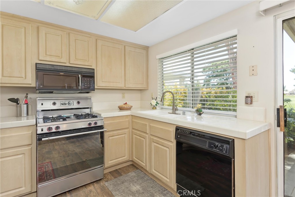 1055 Hogan Avenue Property Photo 7