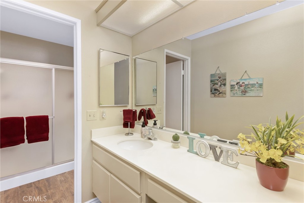 1055 Hogan Avenue Property Photo 15