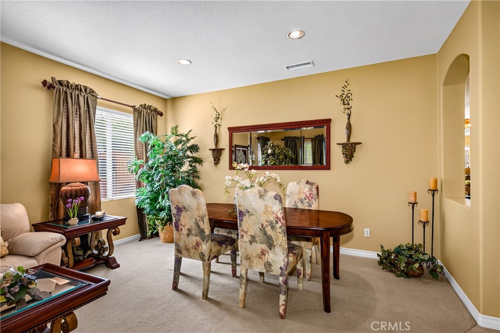 12599 Avocado Property Photo 8
