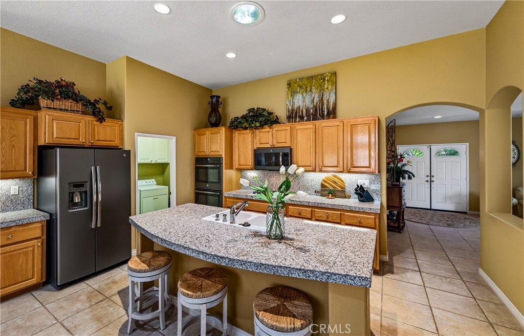 12599 Avocado Property Photo 10