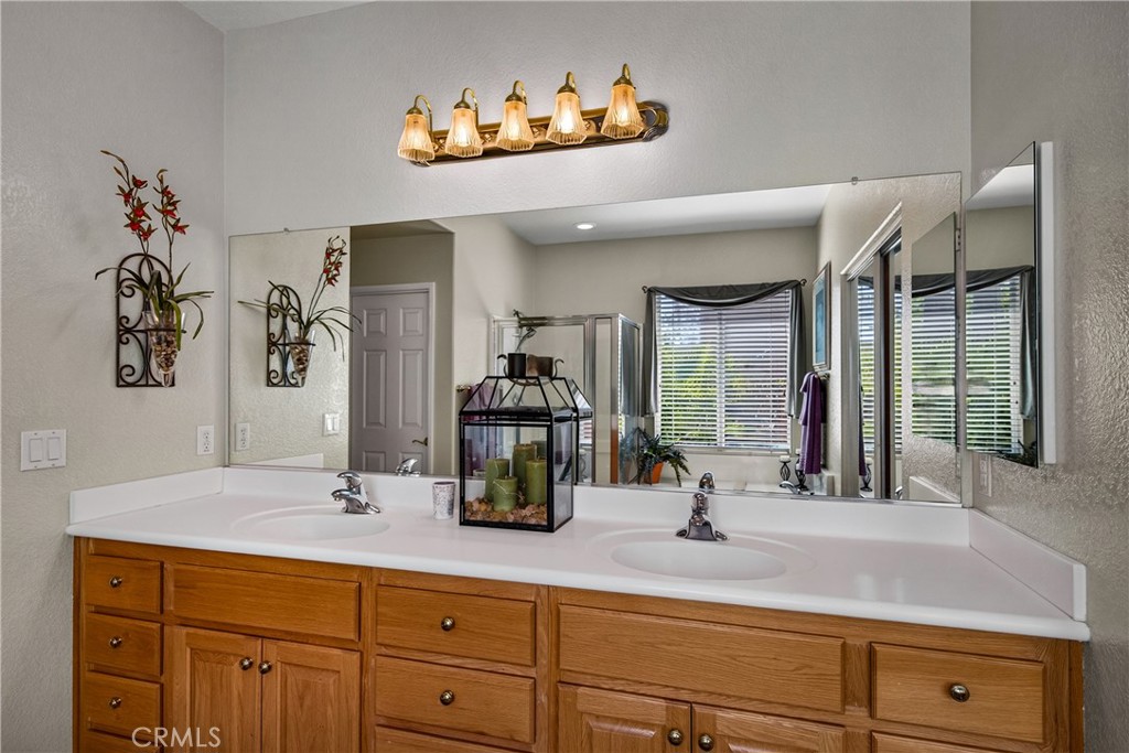 12599 Avocado Property Photo 16