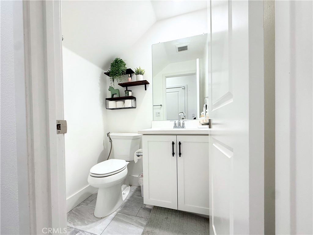 4172 Horvath 102 Property Photo 6