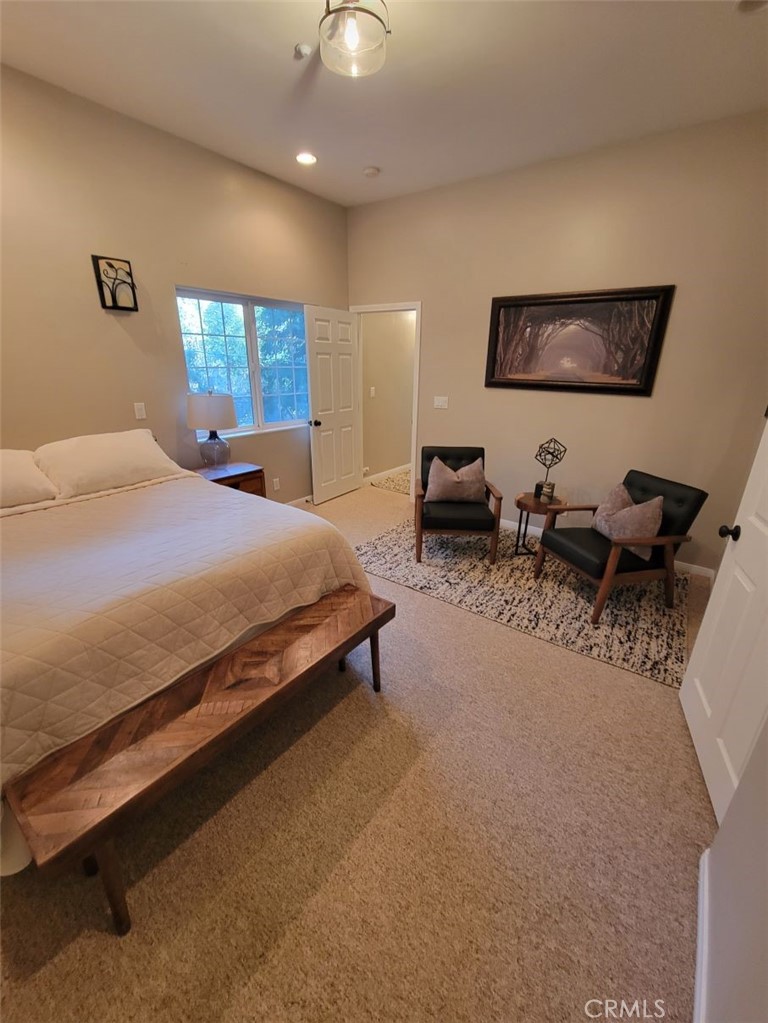 27831 Rainbow Property Photo 5