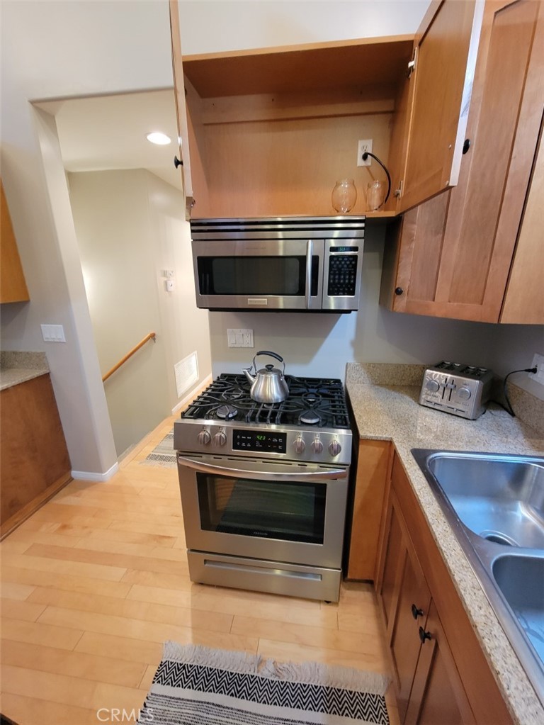 27831 Rainbow Property Photo 6